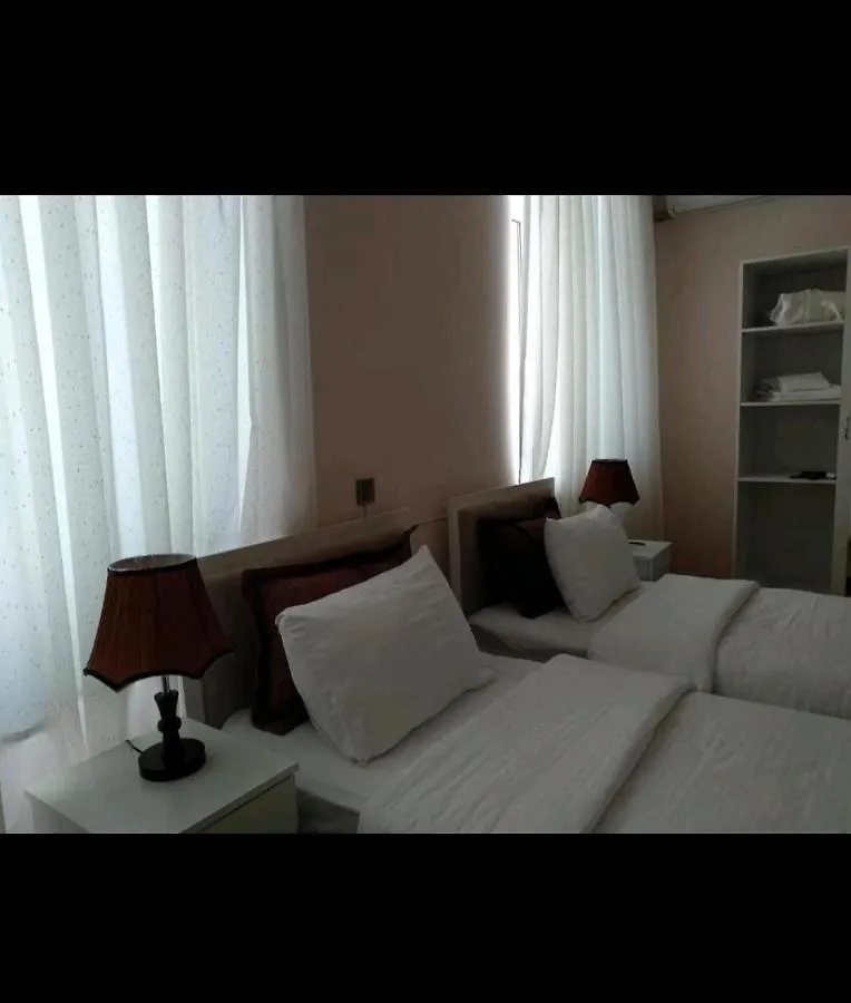 Central Inn Baku Hotel
