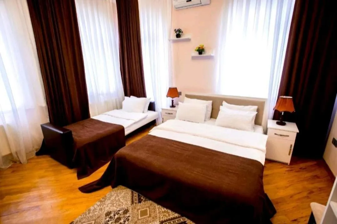Central Inn Baku Hotel